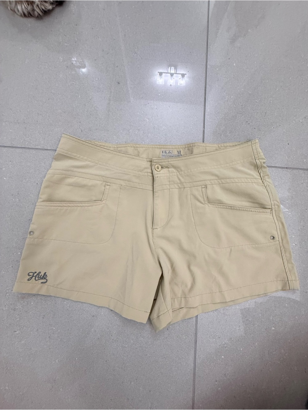 Women’s Huk Beige Casual Stretch Shorts